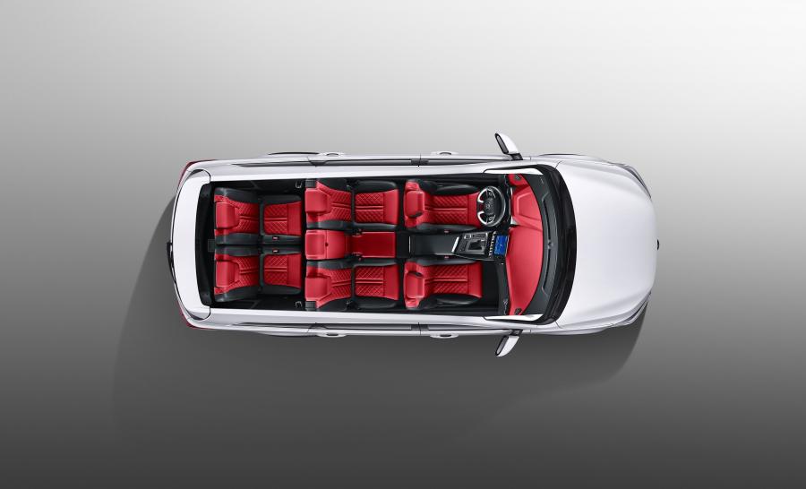 Интерьер DongFeng Forthing T5L 2019 года  (фото 3 из 23)